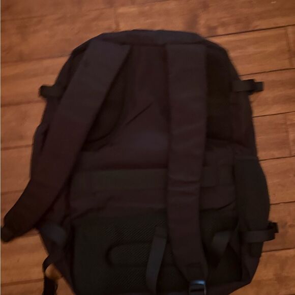 Taygeer Travel Carry On Laptop Backpack with USB Charging Port - Black - Picture 2 of 4